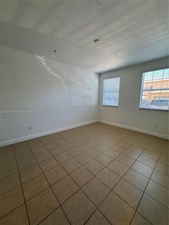 En Renta: $2,550 (2 camas, 2 baños, 1048 Pies cuadrados)