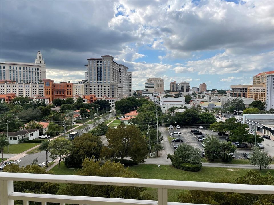 В аренду: $2,500 (1 спален, 1 ванн, 750 Квадратных фут)