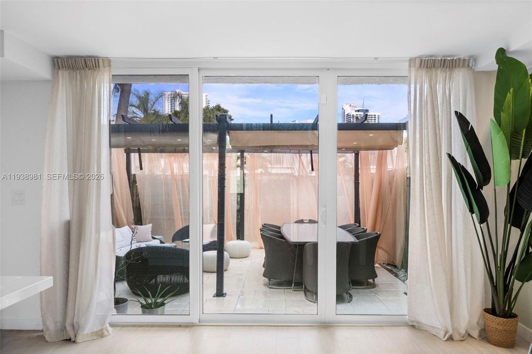 En Renta: $4,900 (2 camas, 2 baños, 1798 Pies cuadrados)