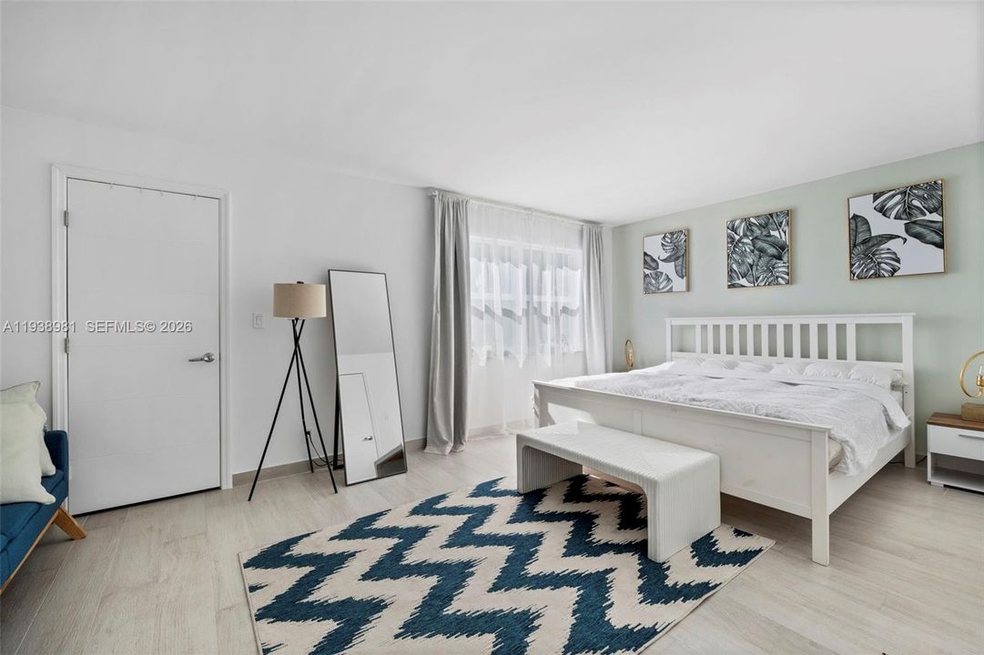 En Renta: $4,900 (2 camas, 2 baños, 1798 Pies cuadrados)