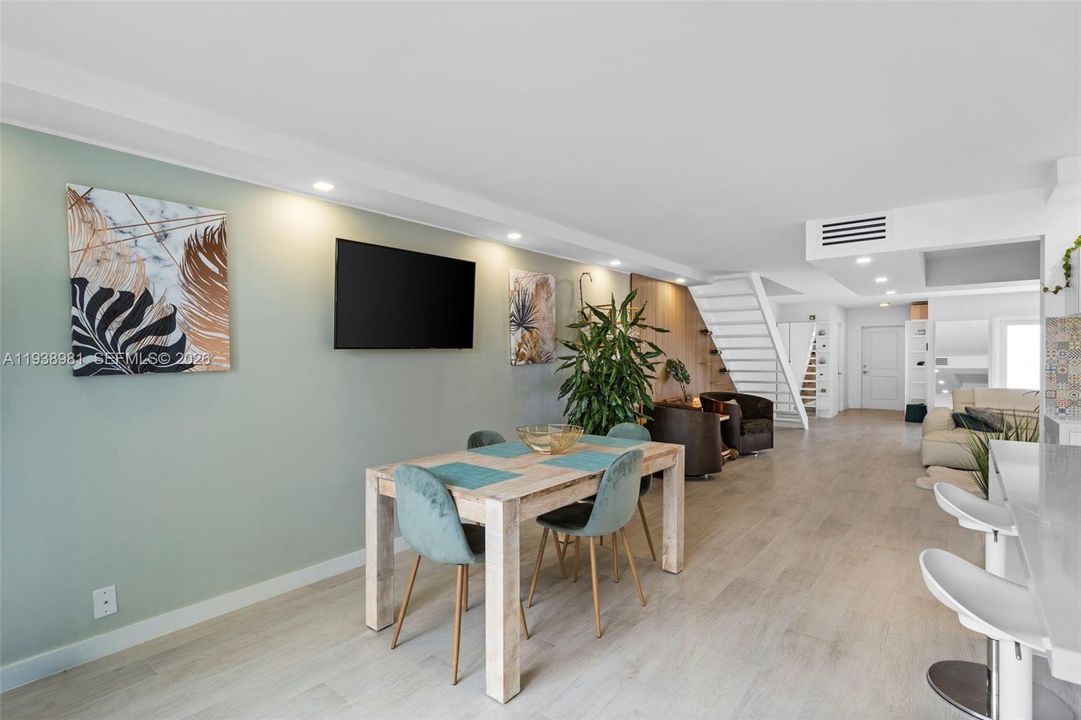 En Renta: $4,900 (2 camas, 2 baños, 1798 Pies cuadrados)