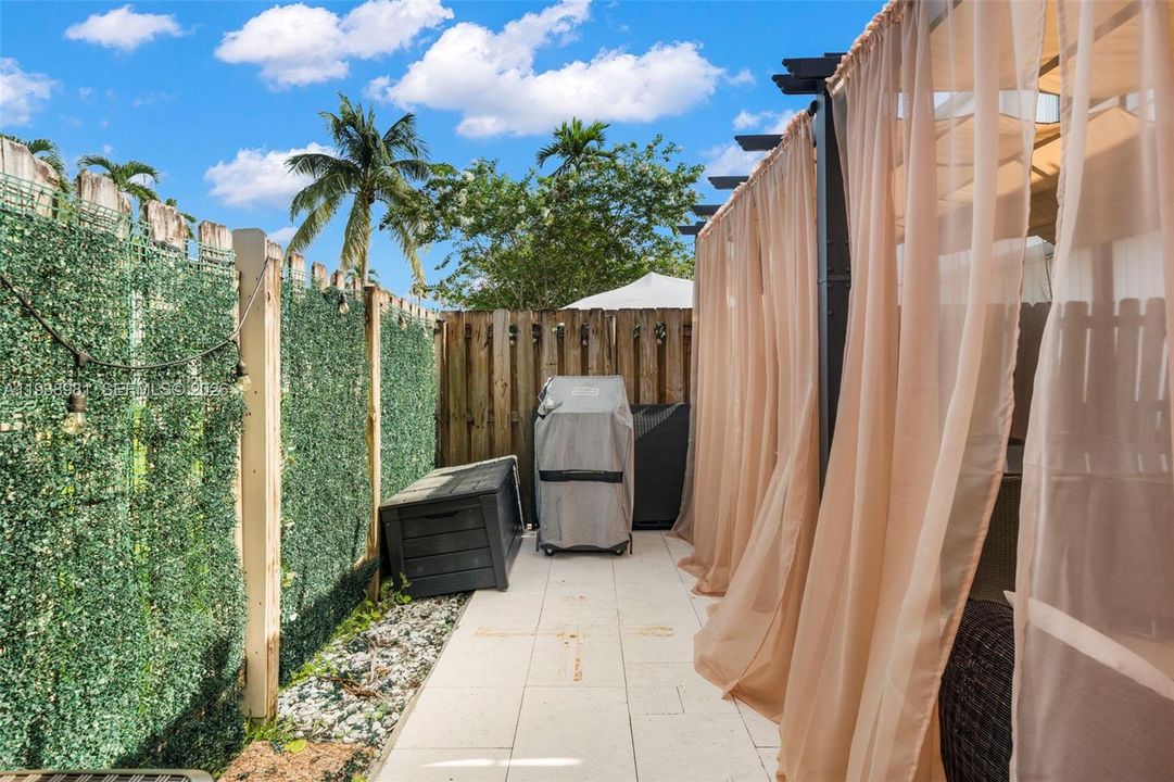 En Renta: $4,900 (2 camas, 2 baños, 1798 Pies cuadrados)