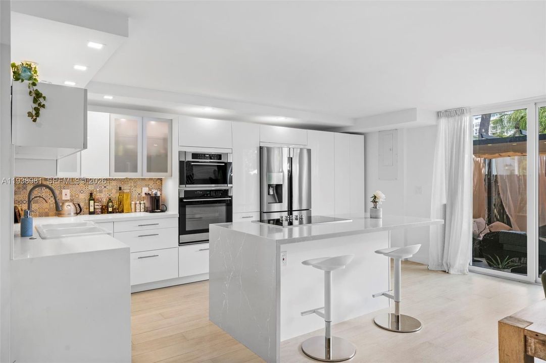 En Renta: $4,900 (2 camas, 2 baños, 1798 Pies cuadrados)