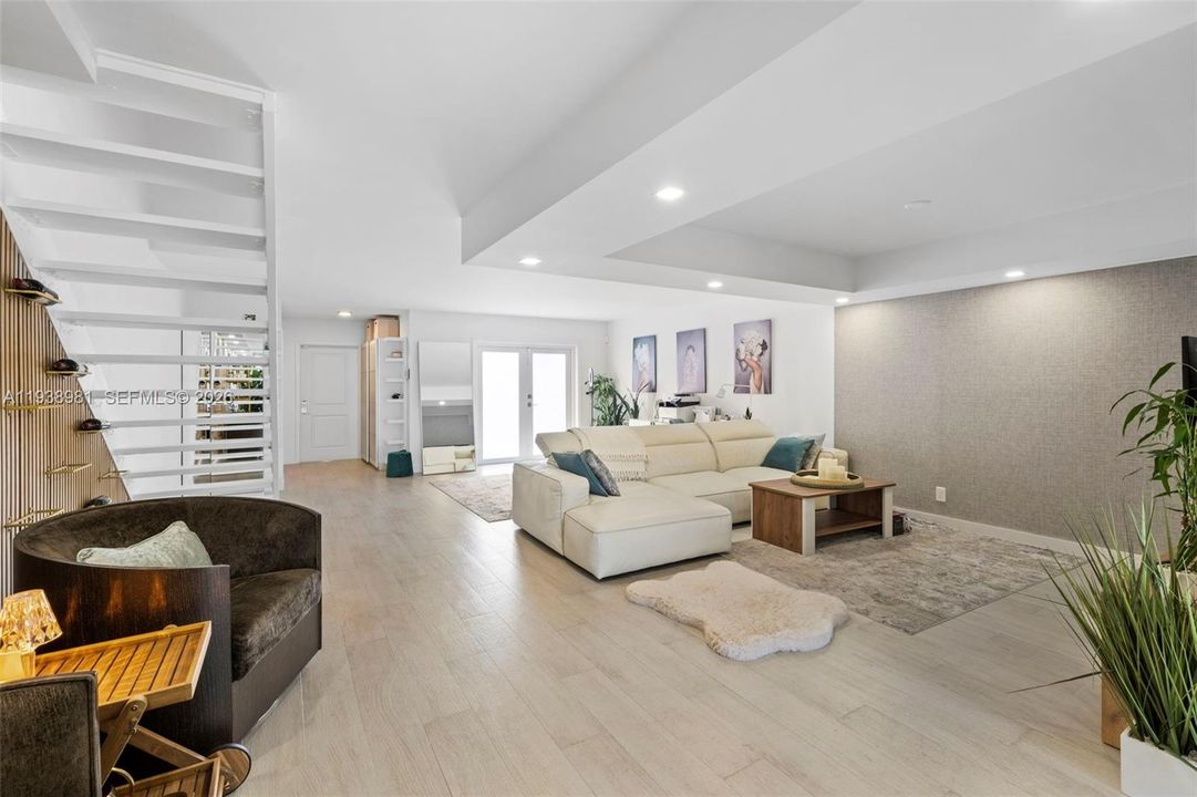 En Renta: $4,900 (2 camas, 2 baños, 1798 Pies cuadrados)