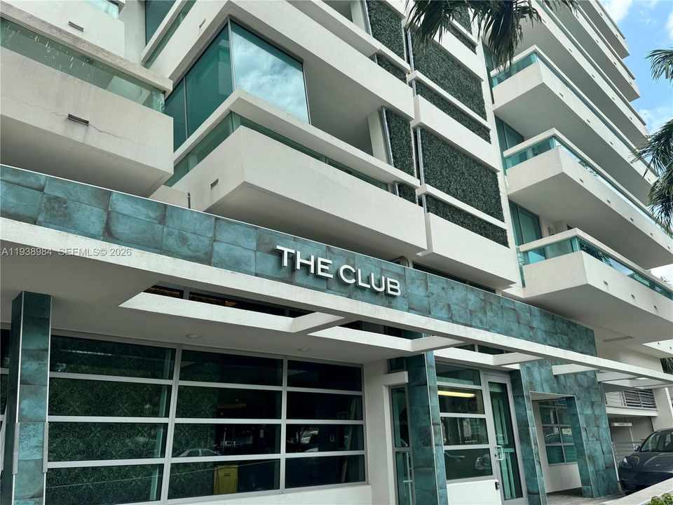 В аренду: $4,100 (2 спален, 2 ванн, 1150 Квадратных фут)