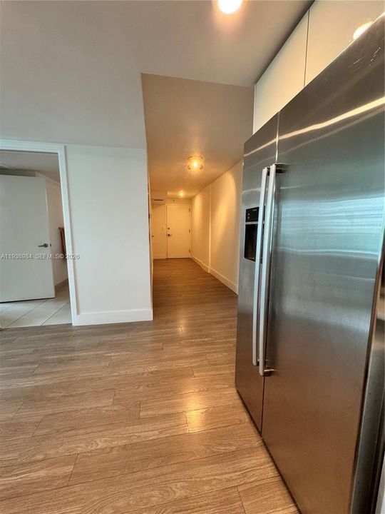 В аренду: $4,100 (2 спален, 2 ванн, 1150 Квадратных фут)