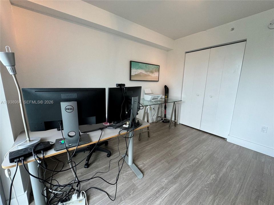 Office/Second bedroom