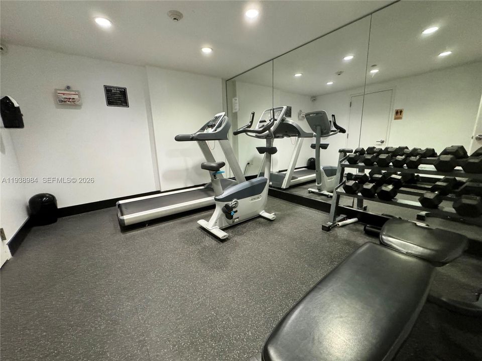 В аренду: $4,100 (2 спален, 2 ванн, 1150 Квадратных фут)