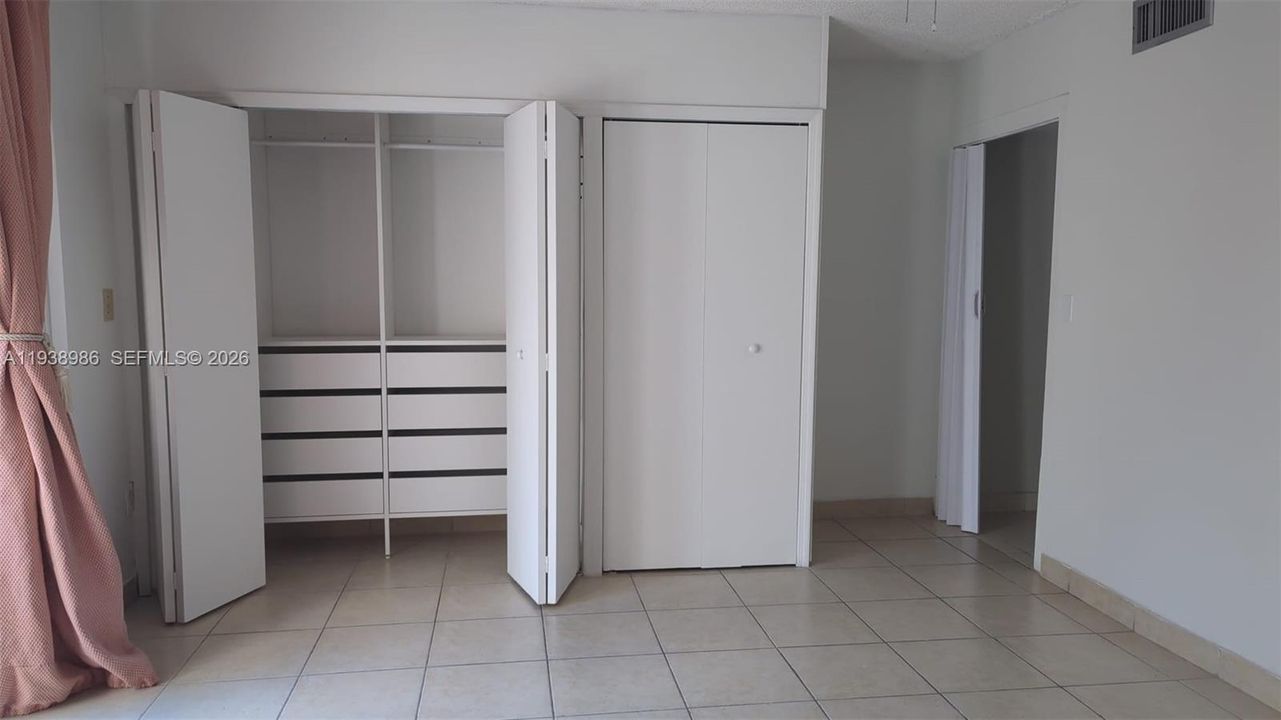 For Rent: $1,800 (1 beds, 1 baths, 0 Square Feet)