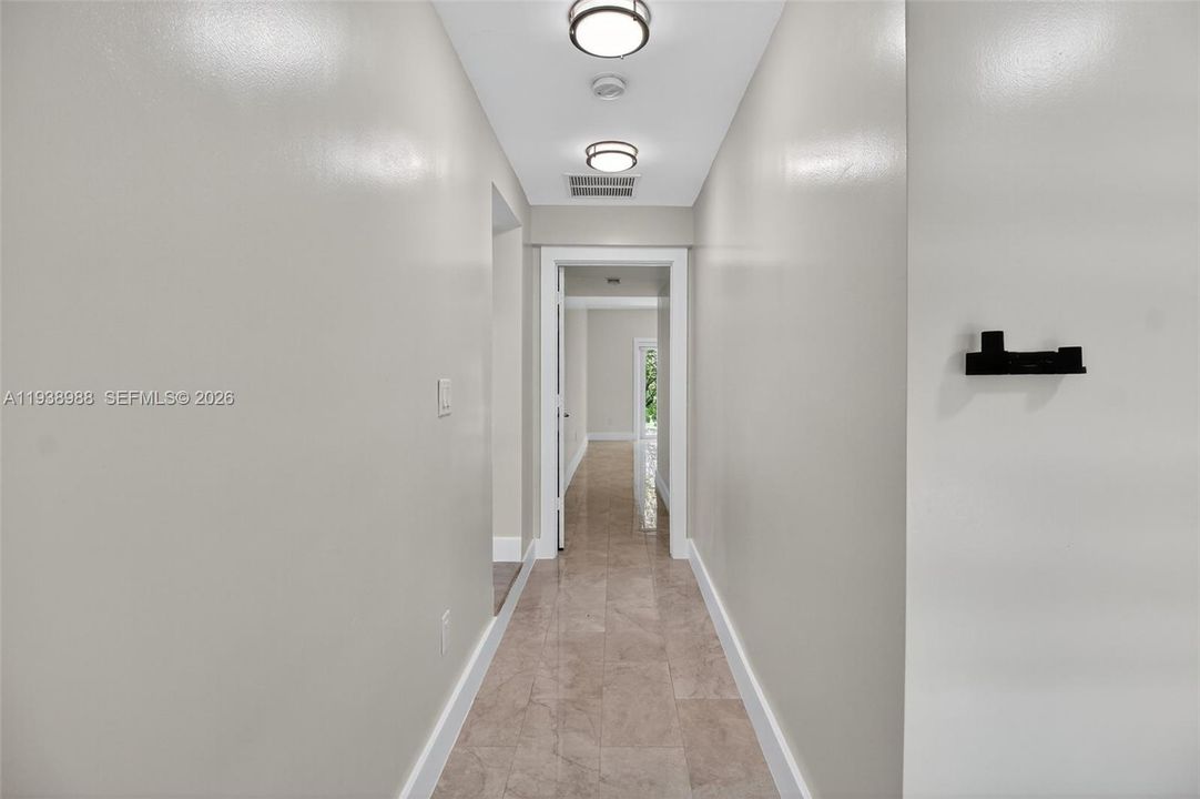 В аренду: $6,900 (4 спален, 3 ванн, 2412 Квадратных фут)