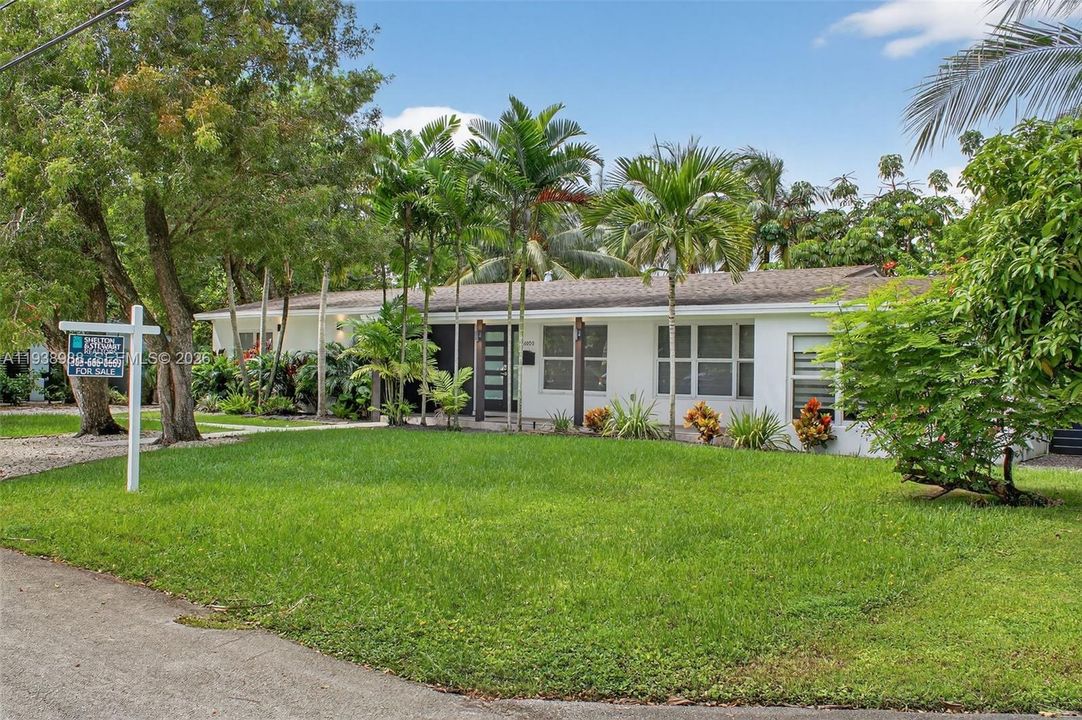 В аренду: $6,900 (4 спален, 3 ванн, 2412 Квадратных фут)