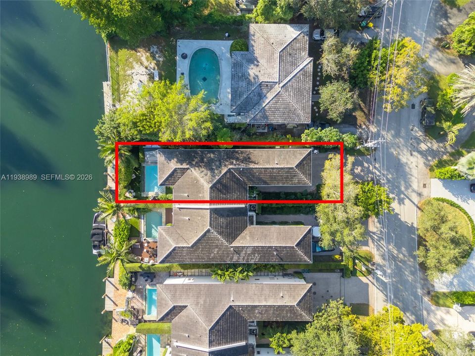 For Sale: $3,975,000 (4 beds, 4 baths, 3451 Square Feet)