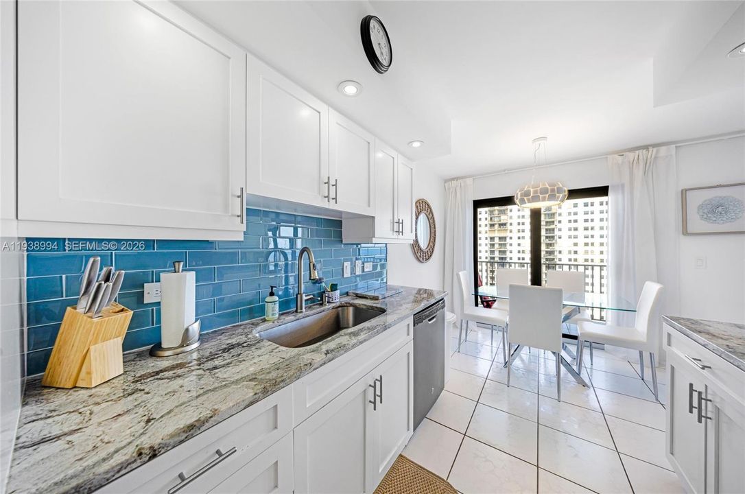 For Rent: $4,500 (2 beds, 2 baths, 1570 Square Feet)