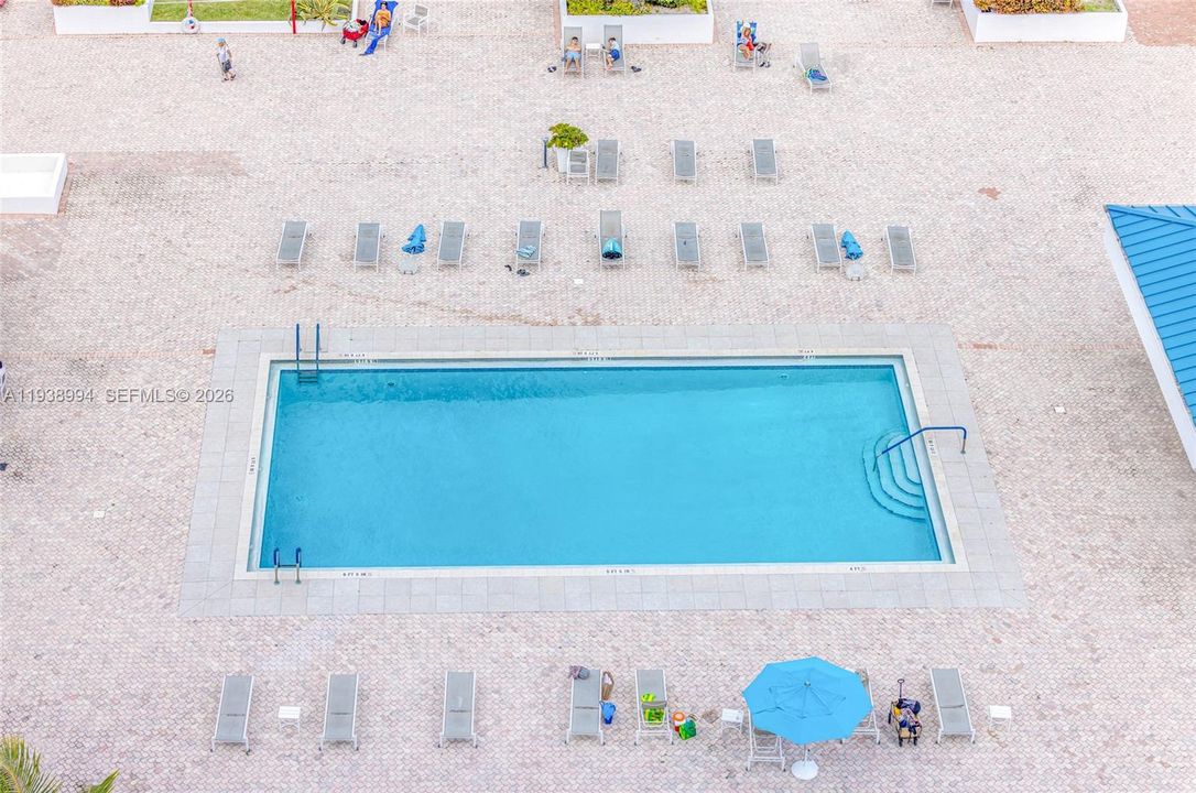 For Rent: $4,500 (2 beds, 2 baths, 1570 Square Feet)