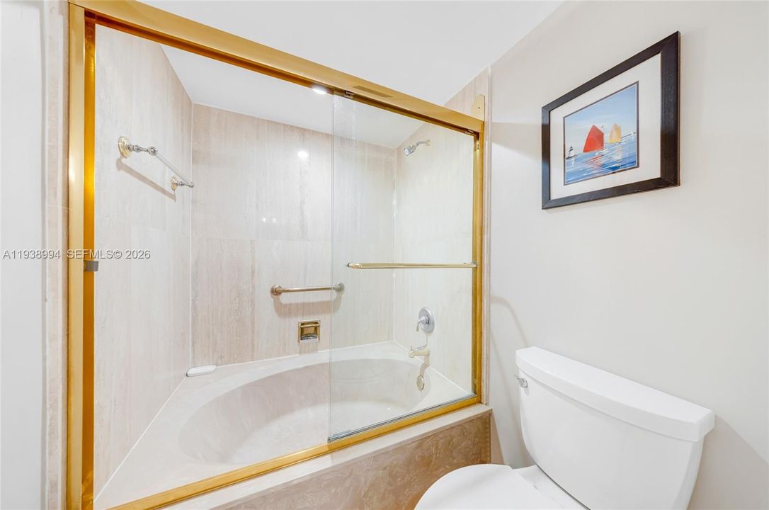 For Rent: $4,500 (2 beds, 2 baths, 1570 Square Feet)