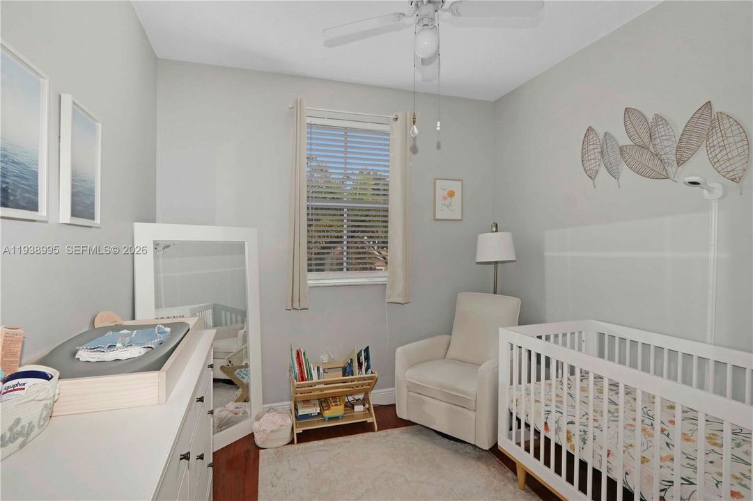 For Sale: $565,000 (3 beds, 2 baths, 1593 Square Feet)