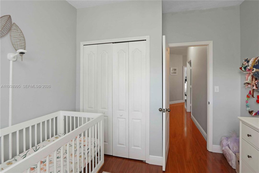 For Sale: $565,000 (3 beds, 2 baths, 1593 Square Feet)