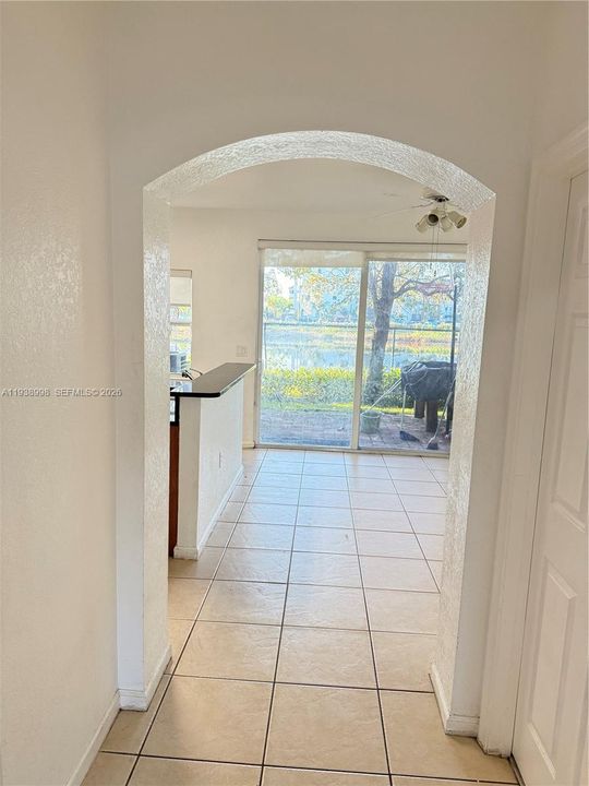 En Renta: $2,950 (3 camas, 2 baños, 1436 Pies cuadrados)