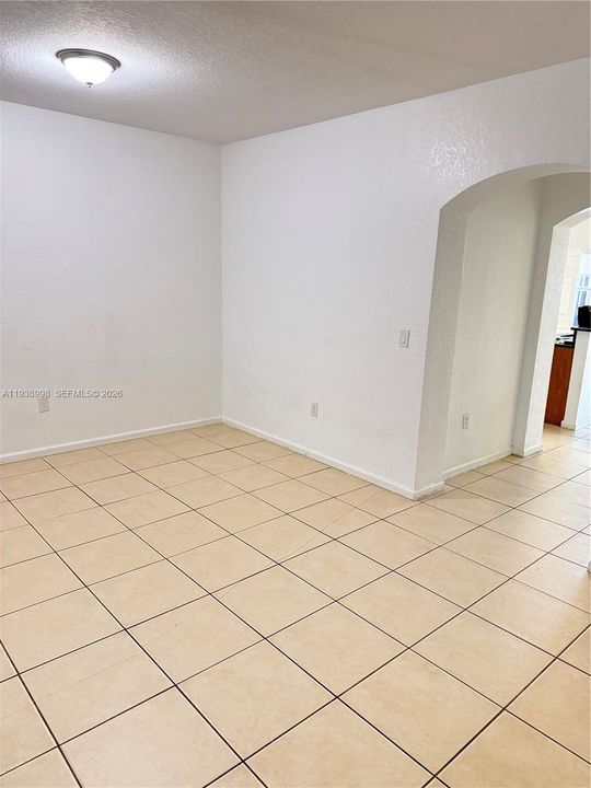 En Renta: $2,950 (3 camas, 2 baños, 1436 Pies cuadrados)