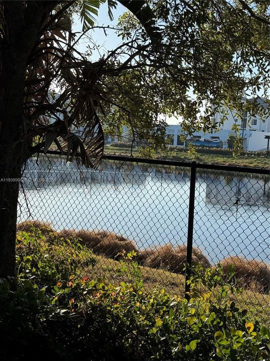 En Renta: $2,950 (3 camas, 2 baños, 1436 Pies cuadrados)