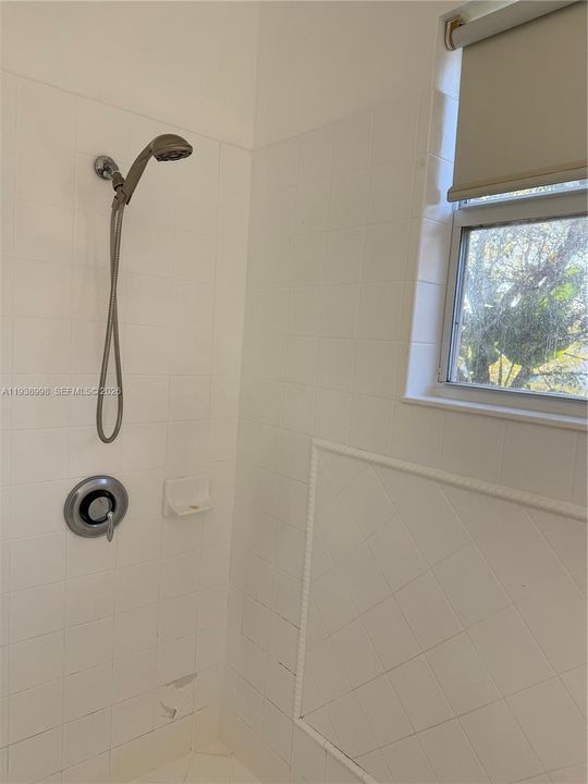 En Renta: $2,950 (3 camas, 2 baños, 1436 Pies cuadrados)