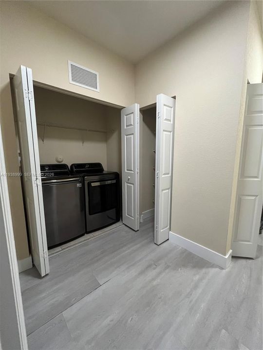 For Sale: $440,000 (3 beds, 2 baths, 1535 Square Feet)