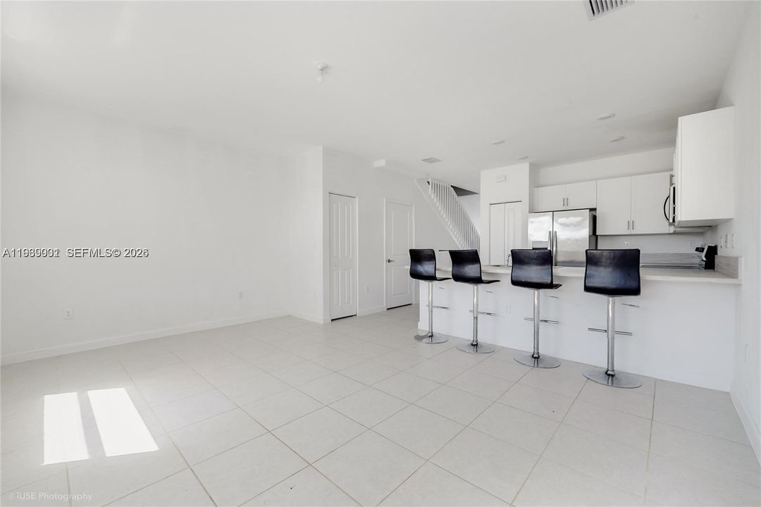 待售: $359,000 (3 贝兹, 2 浴室, 1545 平方英尺)