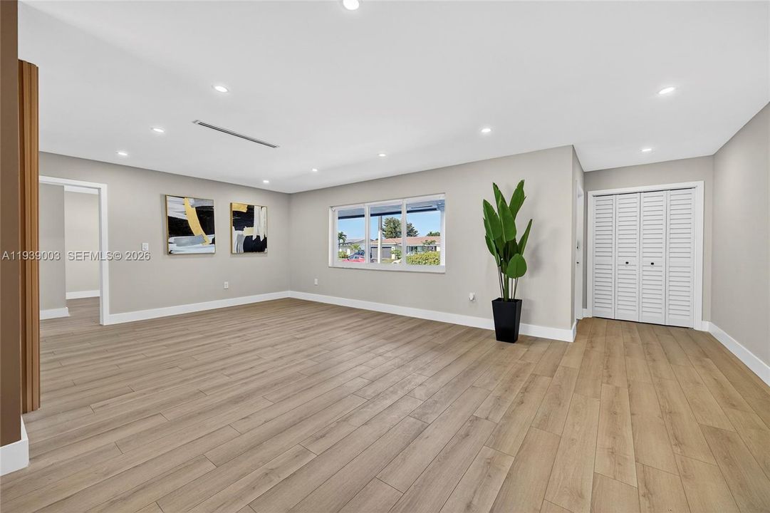 待售: $898,900 (4 贝兹, 2 浴室, 2191 平方英尺)