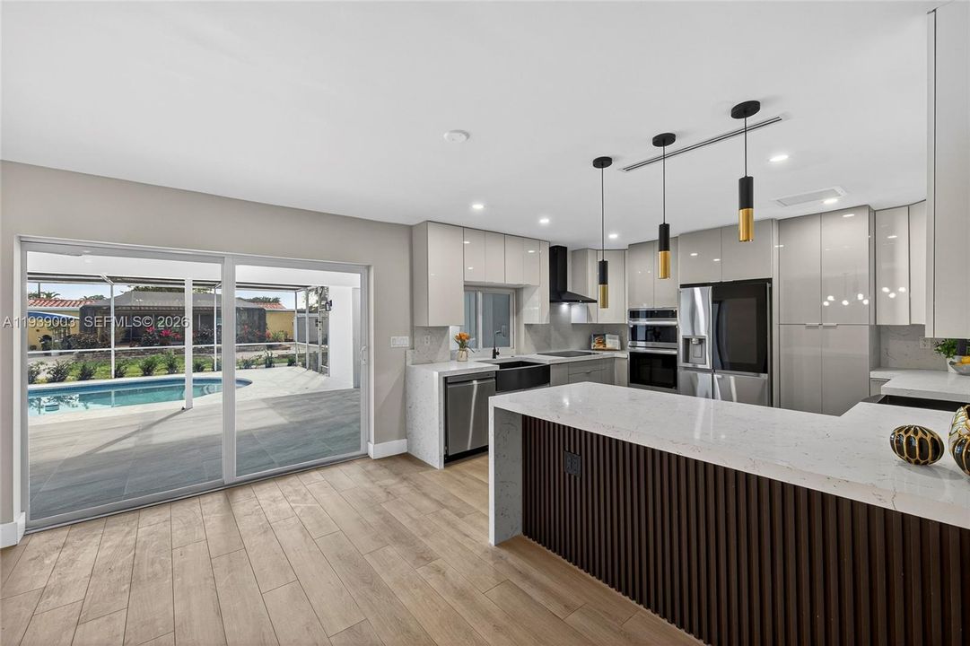 待售: $898,900 (4 贝兹, 2 浴室, 2191 平方英尺)