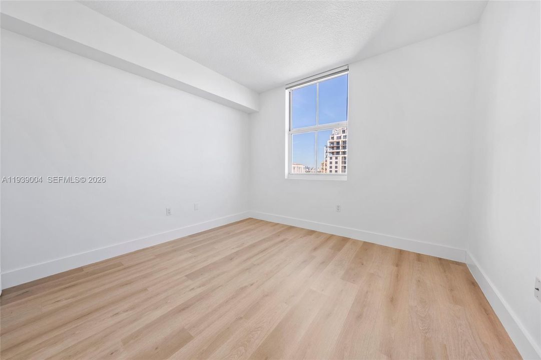 En Venta: $565,000 (2 camas, 2 baños, 932 Pies cuadrados)