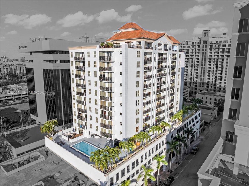 En Venta: $565,000 (2 camas, 2 baños, 932 Pies cuadrados)