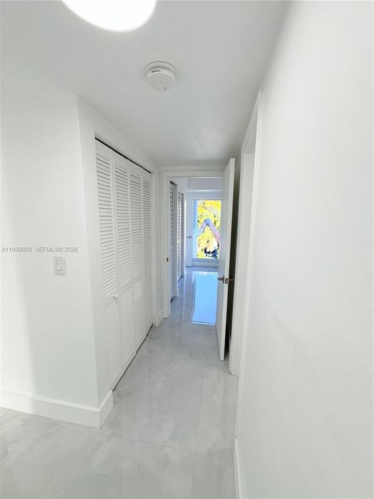 出租: $2,550 (2 贝兹, 2 浴室, 1115 平方英尺)