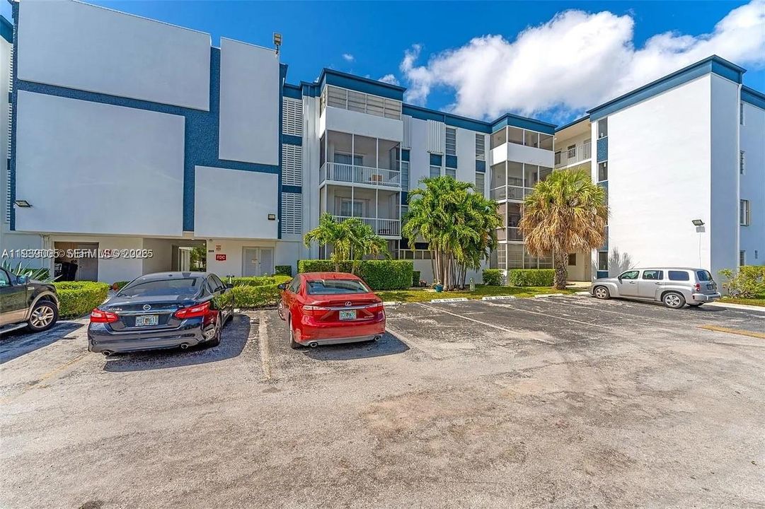 出租: $2,550 (2 贝兹, 2 浴室, 1115 平方英尺)