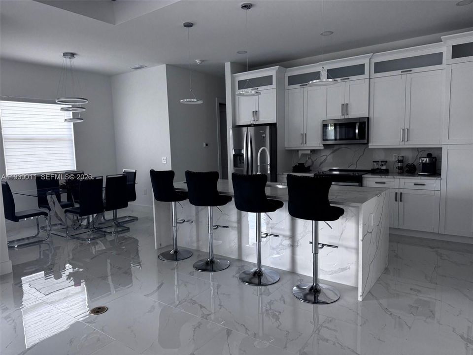 待售: $459,900 (3 贝兹, 2 浴室, 0 平方英尺)