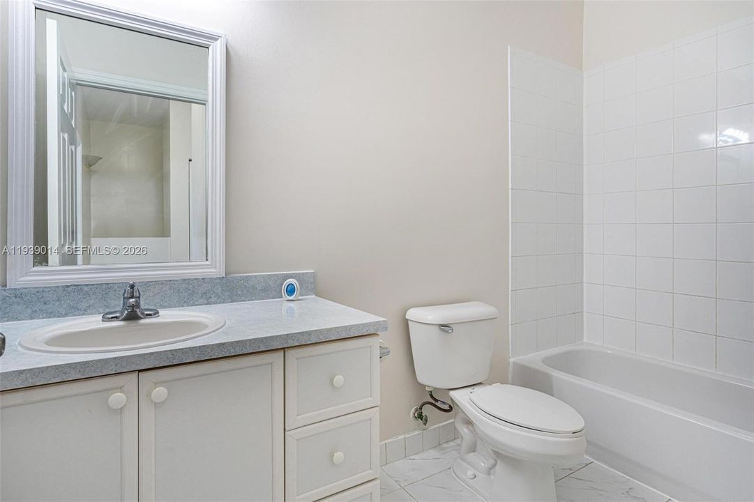 En Venta: $423,000 (3 camas, 2 baños, 1540 Pies cuadrados)