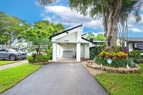 En Venta: $499,999 (2 camas, 2 baños, 1490 Pies cuadrados)