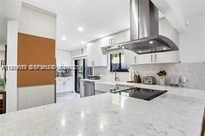 En Venta: $499,999 (2 camas, 2 baños, 1490 Pies cuadrados)