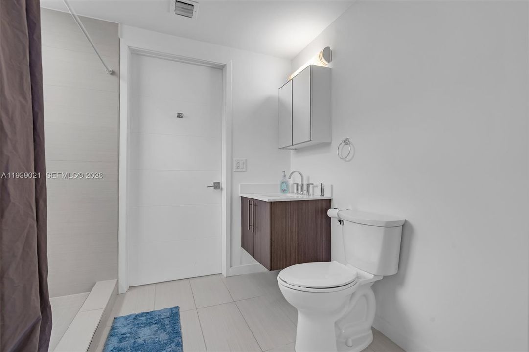 En Venta: $519,000 (3 camas, 2 baños, 1339 Pies cuadrados)