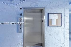 En Venta: $280,000 (2 camas, 2 baños, 990 Pies cuadrados)