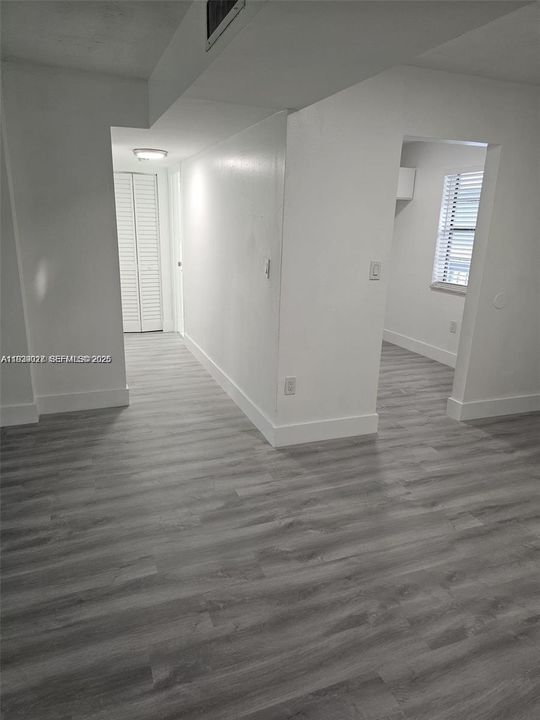 En Venta: $280,000 (2 camas, 2 baños, 990 Pies cuadrados)