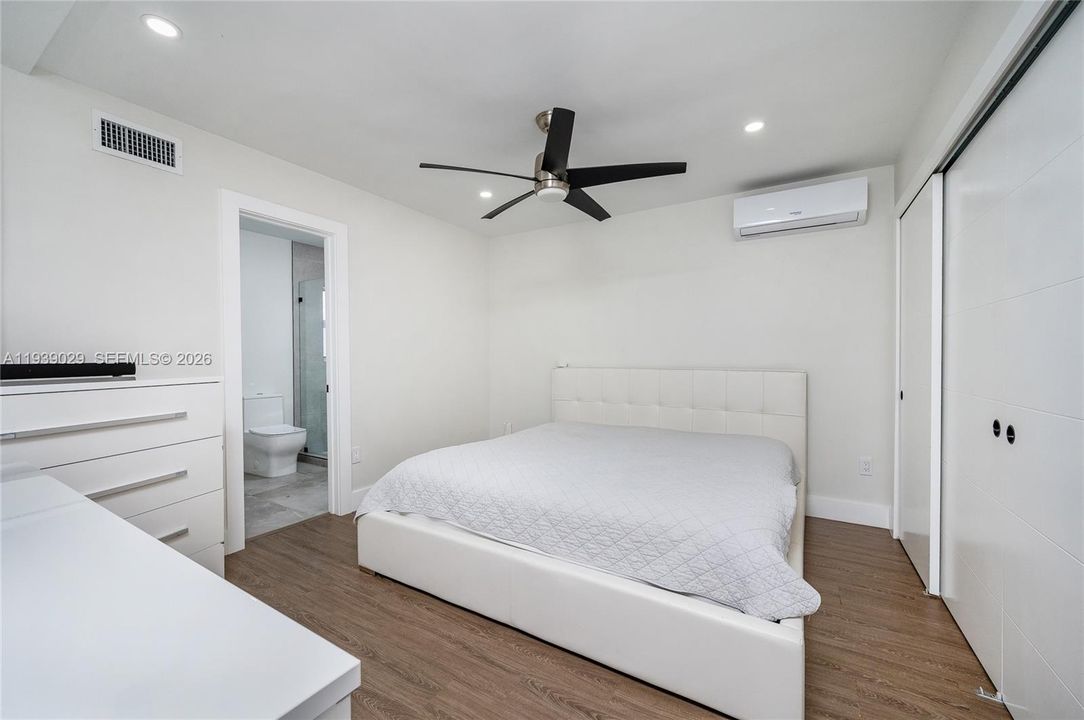 For Rent: $3,700 (3 beds, 2 baths, 1522 Square Feet)