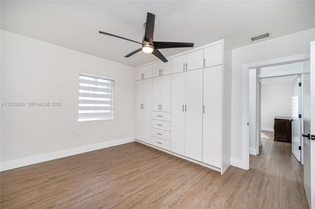 For Rent: $3,700 (3 beds, 2 baths, 1522 Square Feet)