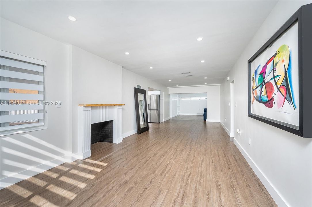 For Rent: $3,700 (3 beds, 2 baths, 1522 Square Feet)