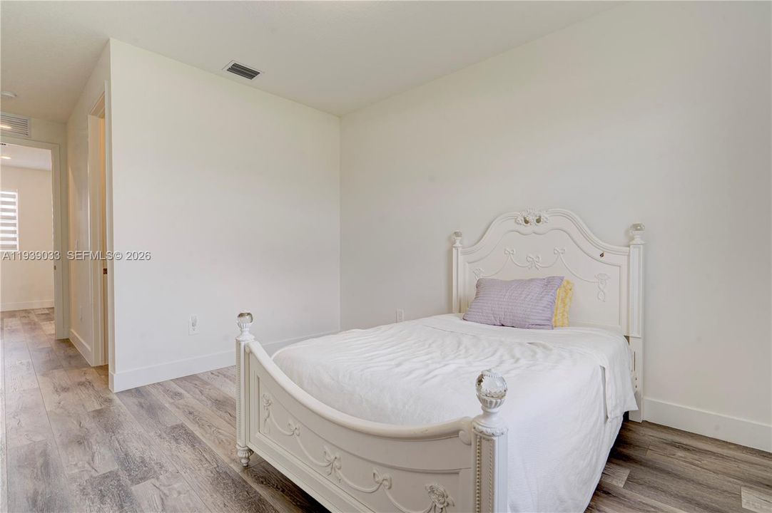 En Venta: $1,580,000 (5 camas, 4 baños, 3888 Pies cuadrados)