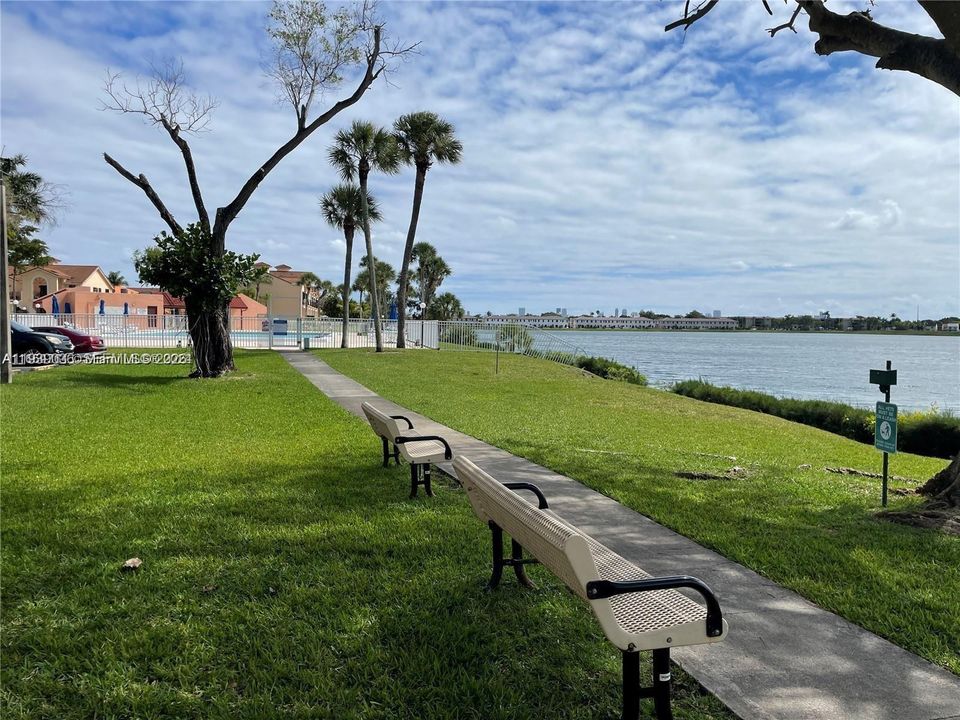 En Renta: $1,950 (1 camas, 1 baños, 1100 Pies cuadrados)