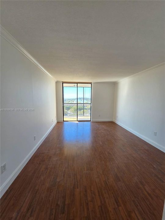 En Renta: $1,950 (1 camas, 1 baños, 1100 Pies cuadrados)