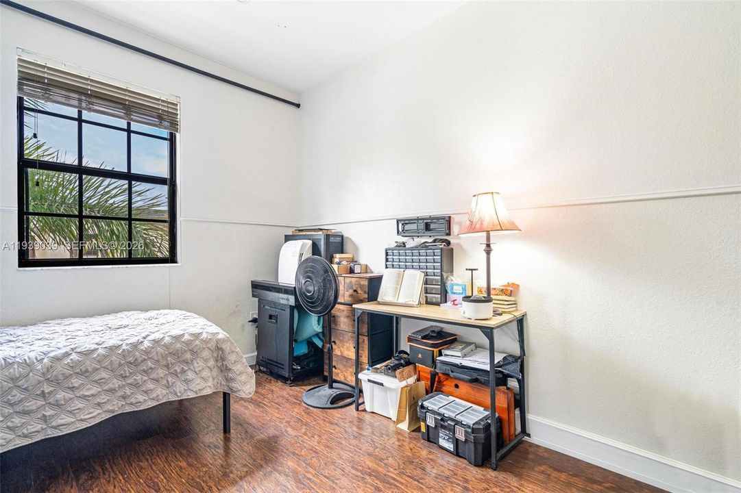 На продажу: $399,000 (3 спален, 2 ванн, 1628 Квадратных фут)