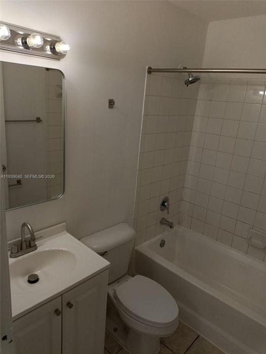 En Renta: $1,900 (3 camas, 2 baños, 923 Pies cuadrados)