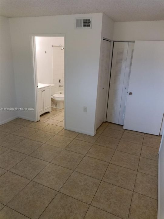 En Renta: $1,900 (3 camas, 2 baños, 923 Pies cuadrados)