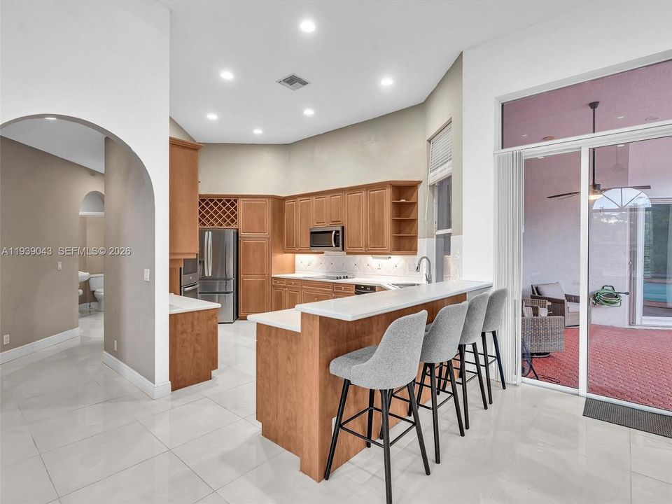 En Venta: $999,000 (5 camas, 4 baños, 3111 Pies cuadrados)